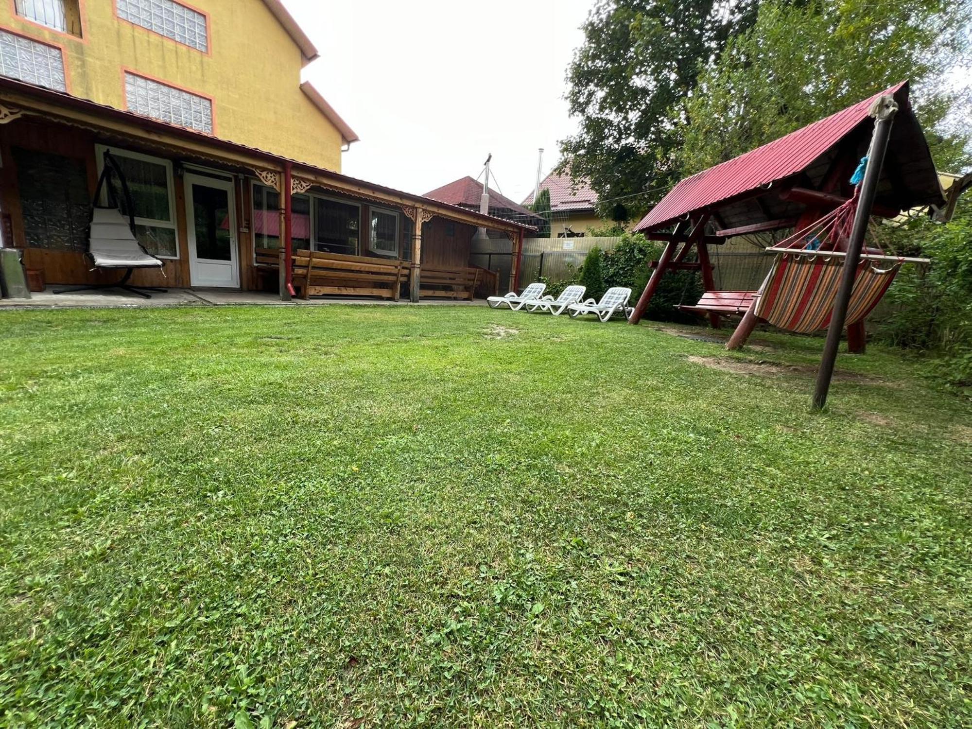 Casa Potcoava Hotel Lepsa Ngoại thất bức ảnh